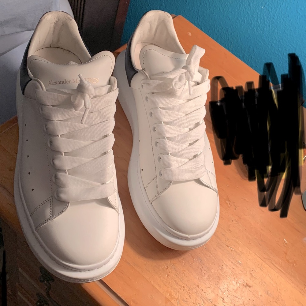 Worn couple times as you can see comes with box prestine condition nice shoes